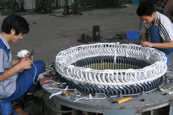 西安西瑪高壓電機(jī)外殼帶電的主要原因和過程解析。